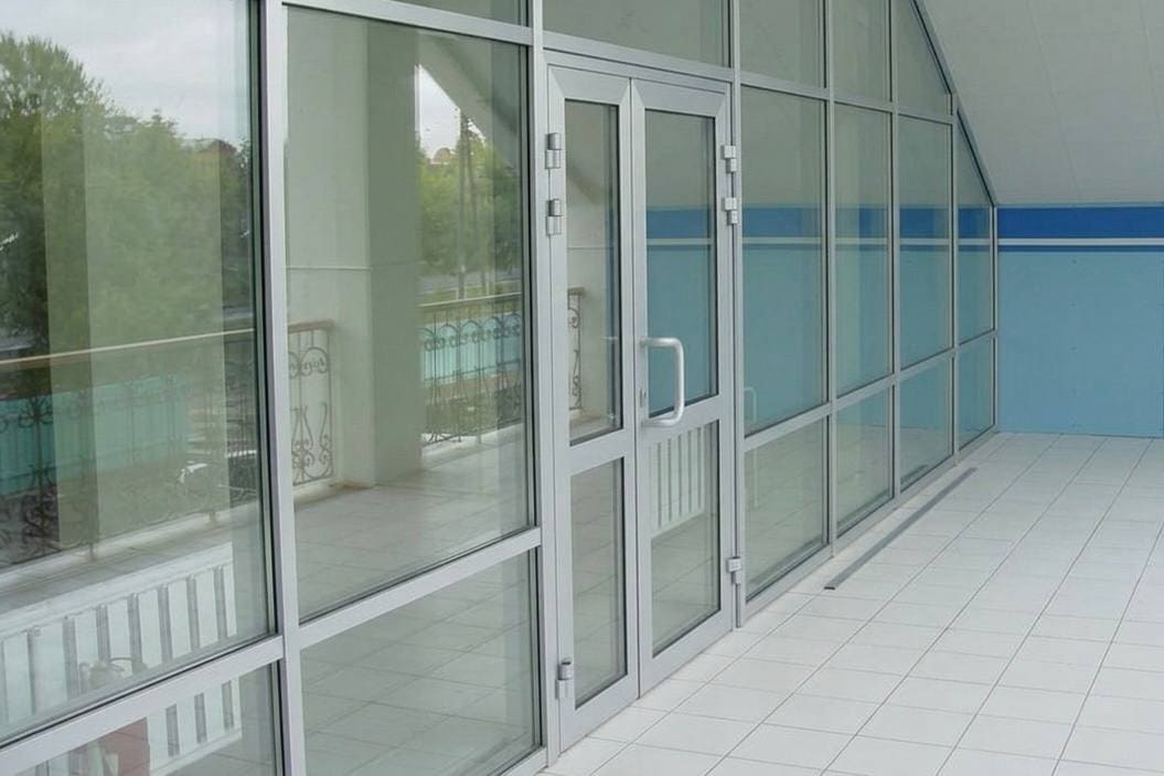 Commercial aluminum entrance replacement project in Richmond Hill